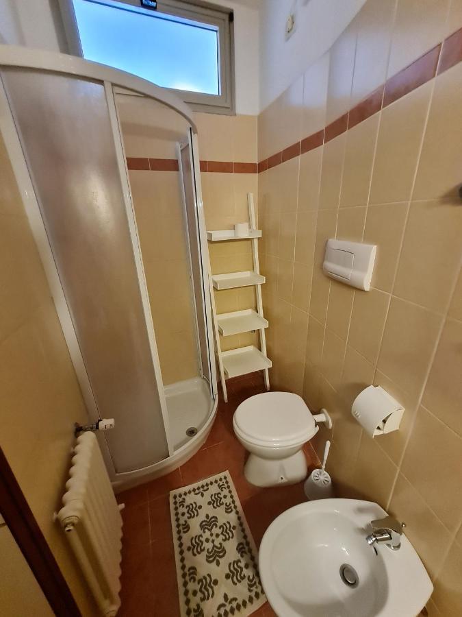 Panorama Apartment Peschiera Peschiera del Garda Luaran gambar
