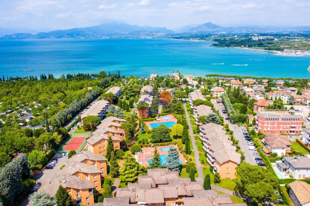 Panorama Apartment Peschiera Peschiera del Garda Luaran gambar