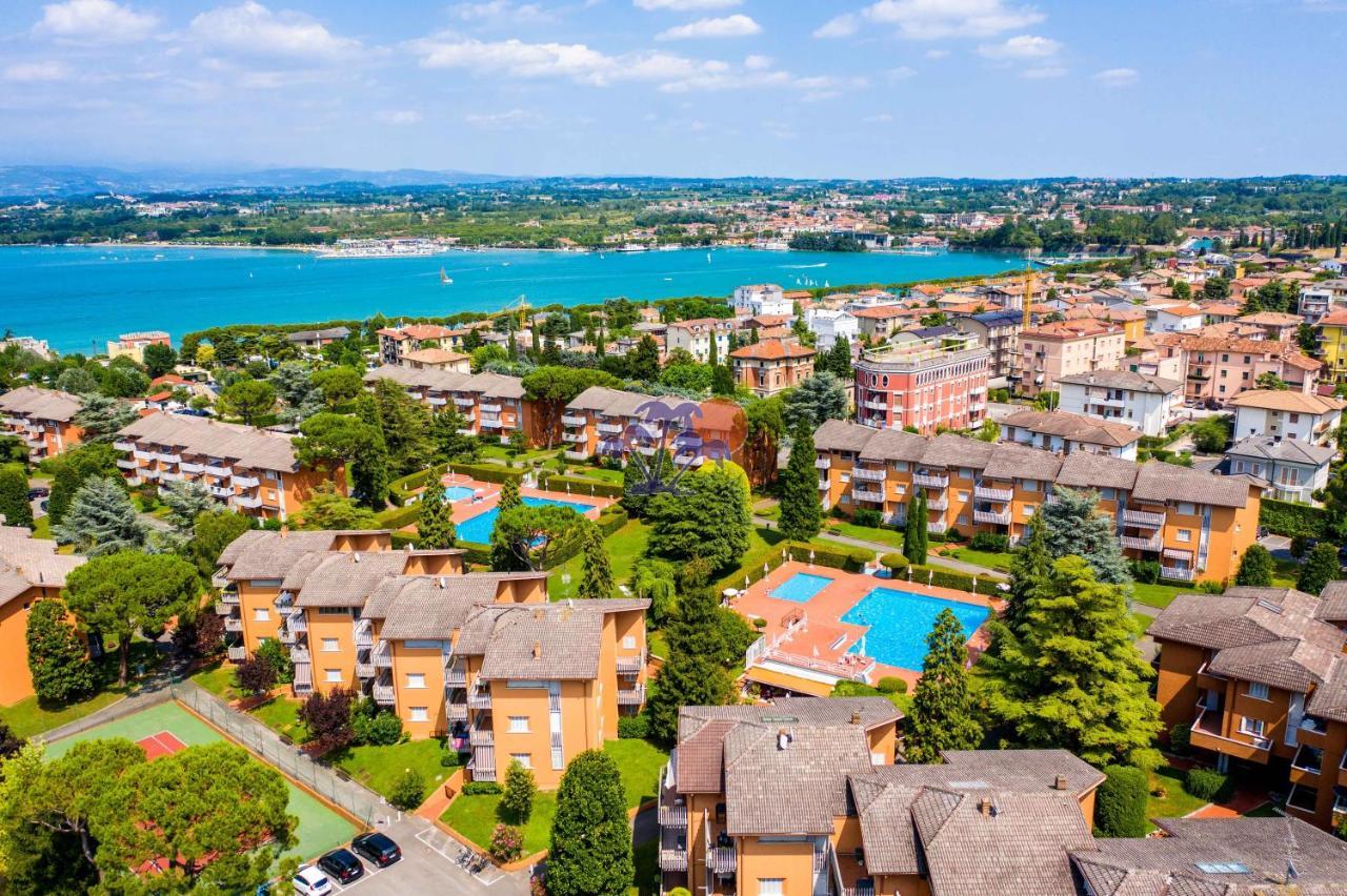 Panorama Apartment Peschiera Peschiera del Garda Luaran gambar