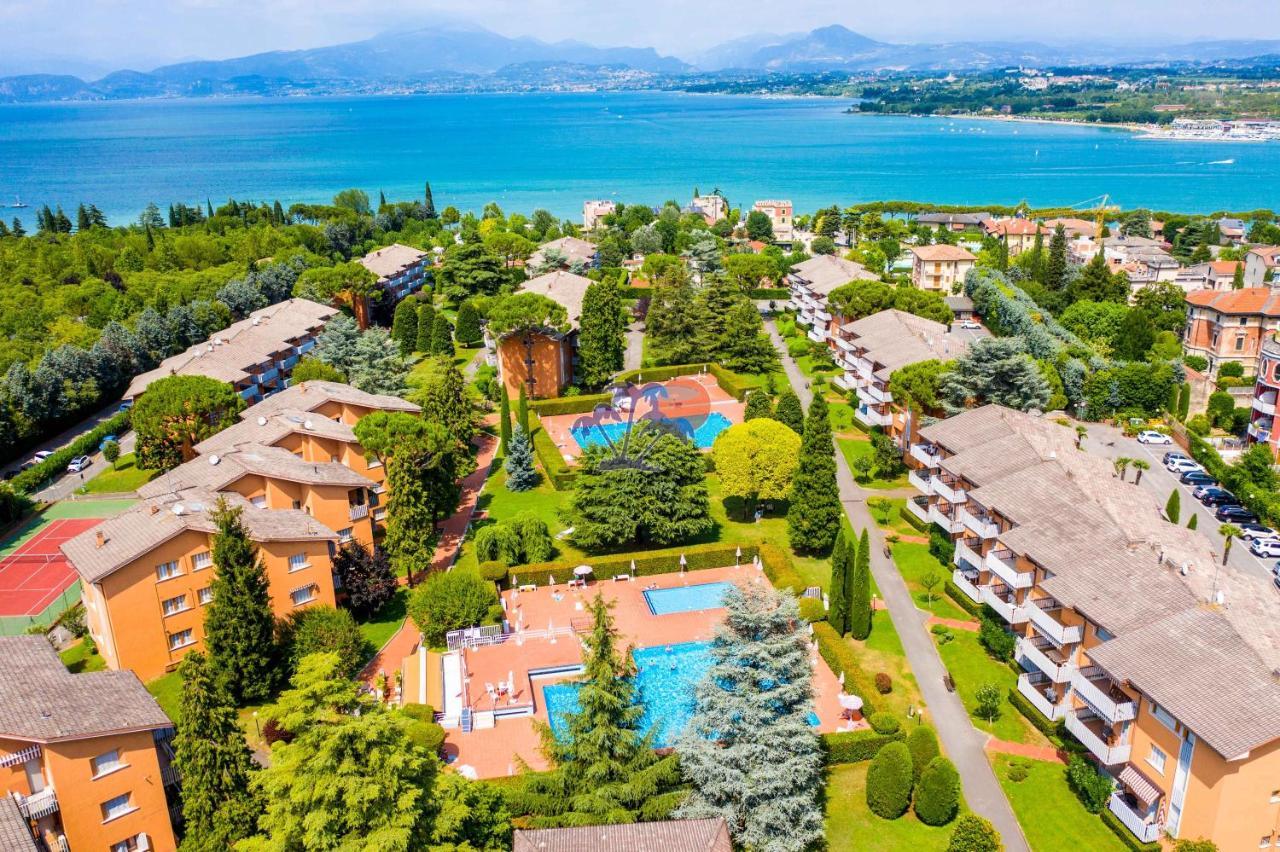 Panorama Apartment Peschiera Peschiera del Garda Luaran gambar