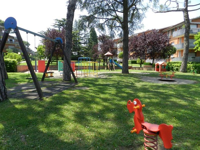 Panorama Apartment Peschiera Peschiera del Garda Luaran gambar