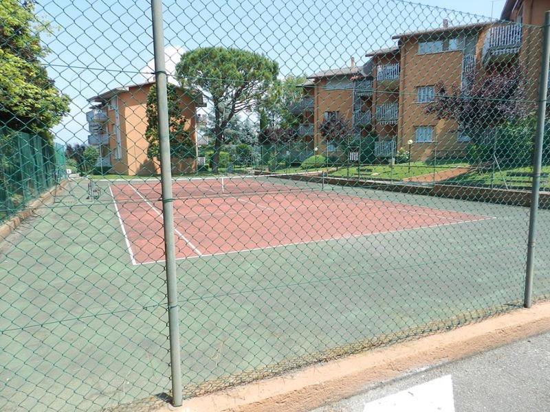 Panorama Apartment Peschiera Peschiera del Garda Luaran gambar